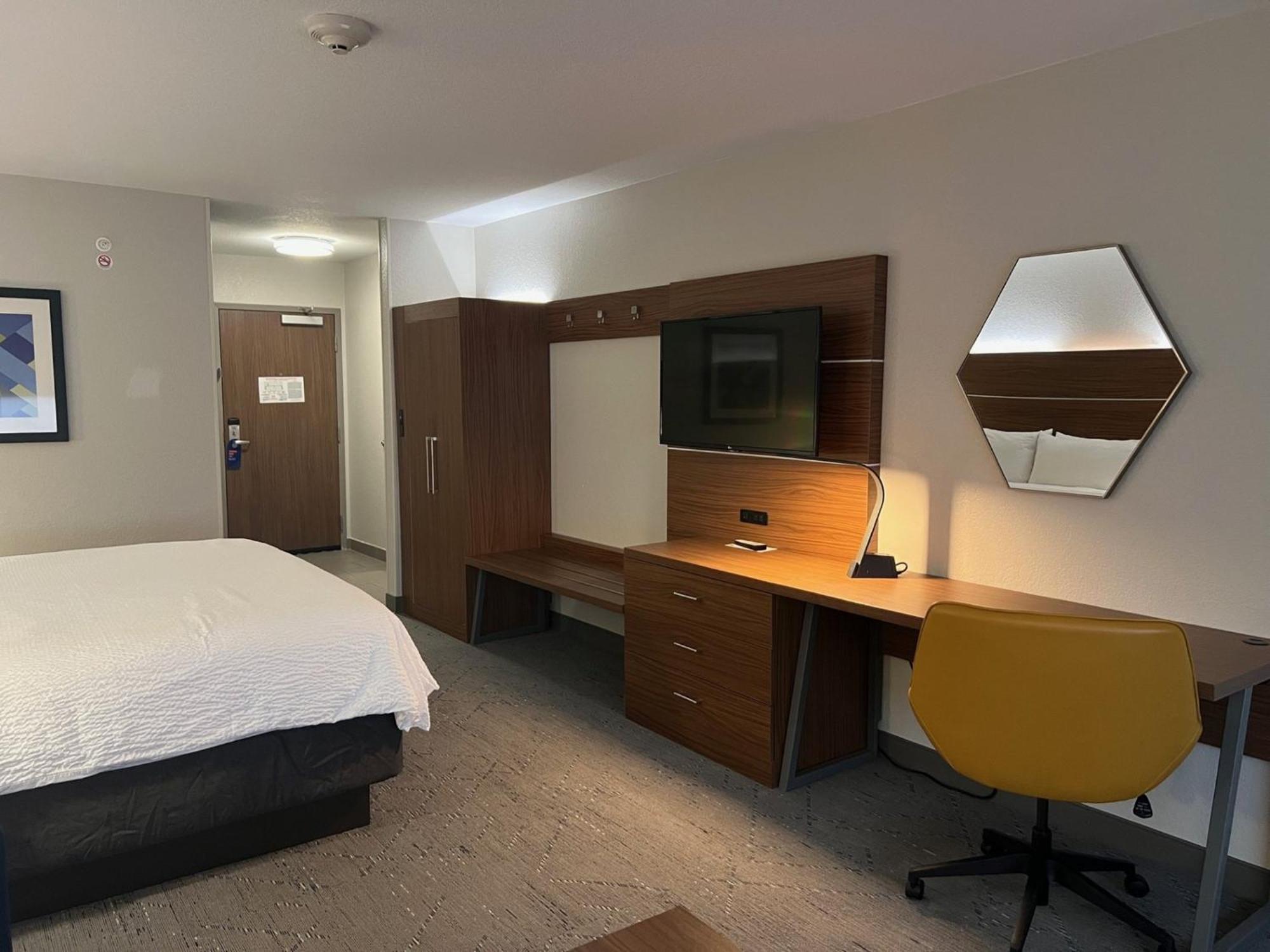 Holiday Inn Express & Suites Moore By Ihg Luaran gambar